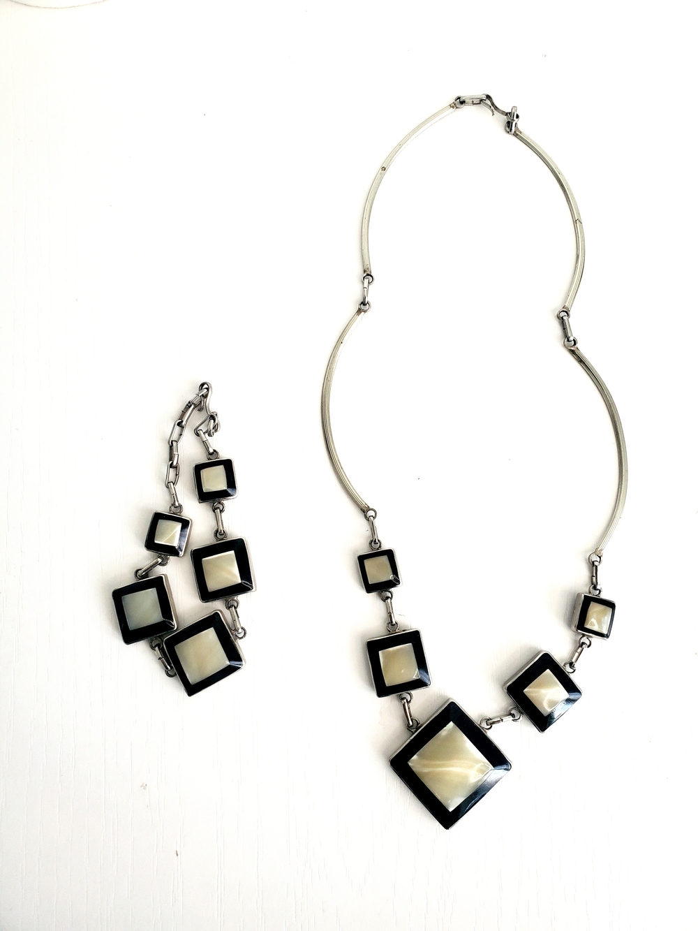 Reversible Mother Of Pearl & Black Onyx Square-Link Necklace & Bracelet